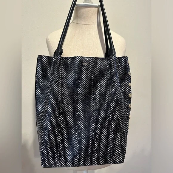 Hammitt | Bags | Hammitt Oliver Medium Black And White Snake  display picture 3